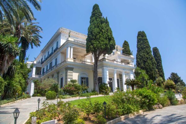 εκδρομές με λεωφορείο Κέρκυρα